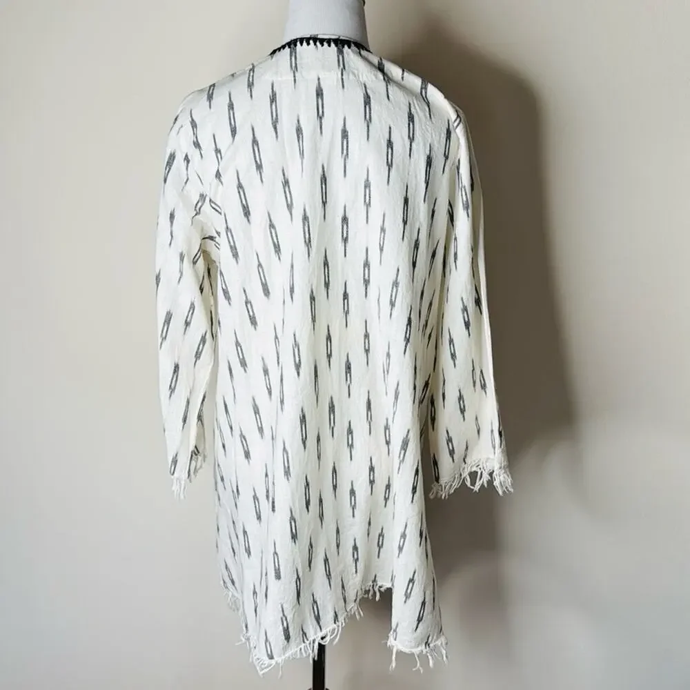 Subtle Luxury White and Black Patterned Cardigan